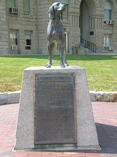 Old Drum Statue